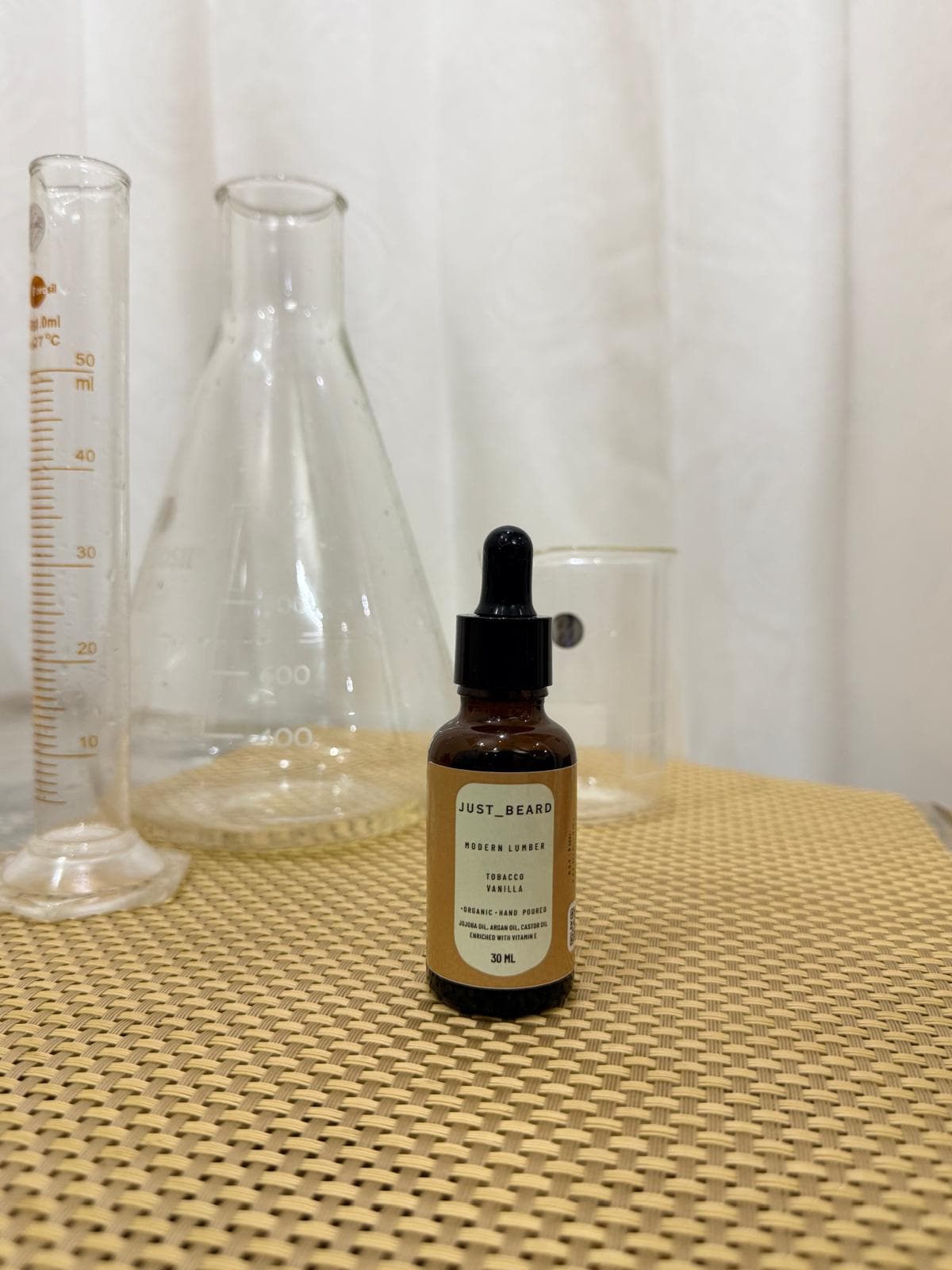 Just Beard Modern Lumber beard oil product photo, detail view